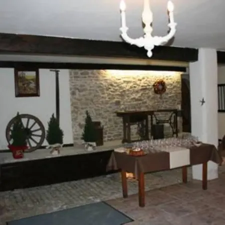 Les Hirondelles Appartement *